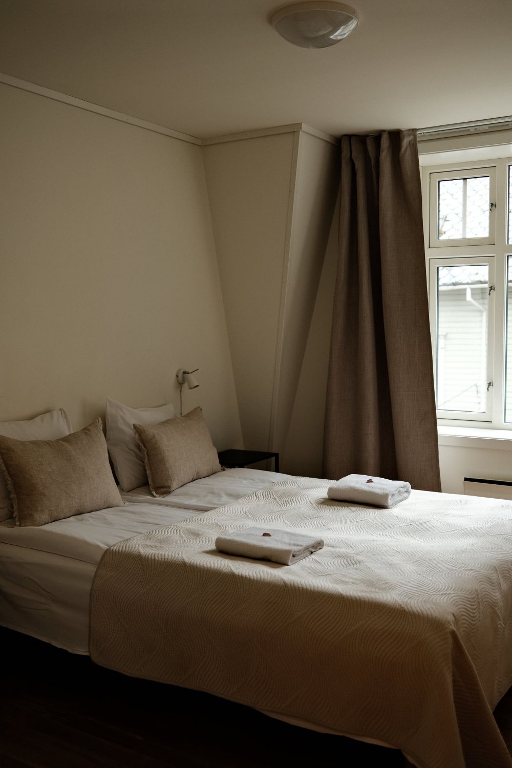 Overnatting i Odda: Praktiske tips til et komfortabelt opphold